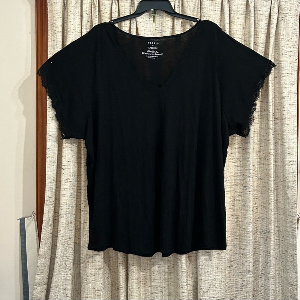 Torrid Classic Fit Feather Soft Slub Lace Trim V-Neck Tee - 6X